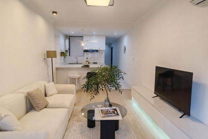 Spacious 1 br with open kitchen(oven),easy to ZhongShan Park L 2/3/4