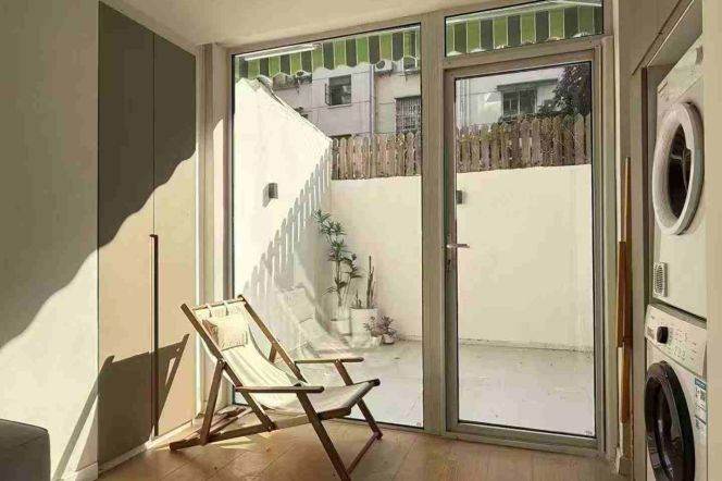 Jinshajiang Rd Station 1Br with Yard Line3/4/13