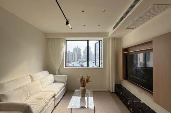 2Bedrooms with Underfloor Heating /Dual Subway /Custom Furniture