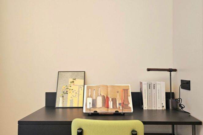 1br service apt with free breakfast Near Zhenping Rd Station (Line 7)