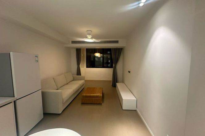 Jiaotong university newly & nice 1br with lift with 12k