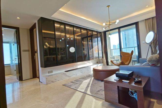 Luxury apt located in Jing'an with Italian style touch
