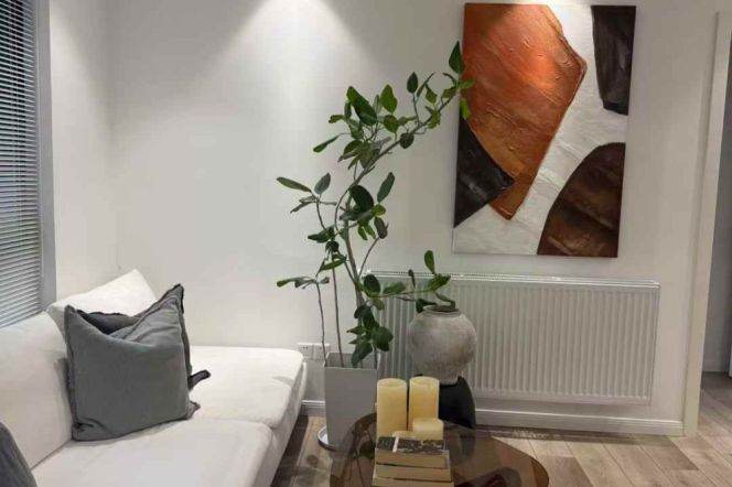 Cozy 2BR High-Floor Residence w/Heating in Top of City/Jing'an