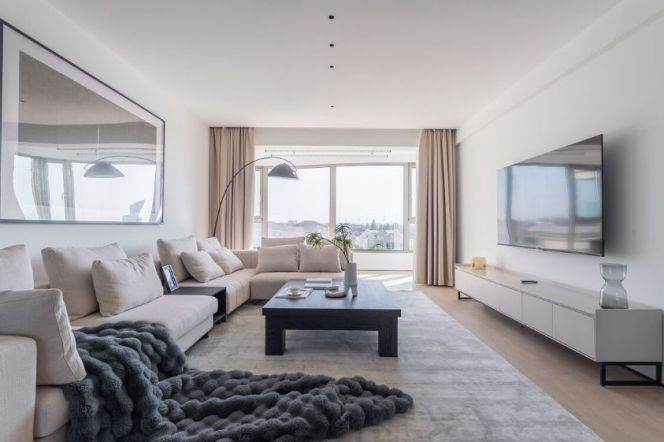 Morden 3brs with floor heating in central Green city area 