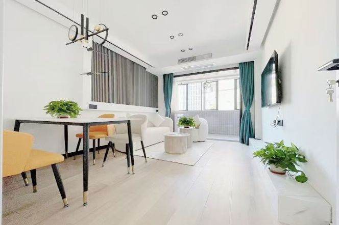 cozy 1br apt w/flr heating