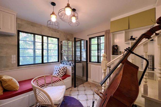 Good value 4brs&3baths with green view on Anfu Road