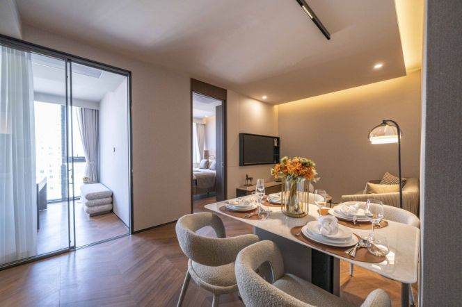 brand new 2brs nice river view beside Su zhou river line 1,2,8 only 17.6K