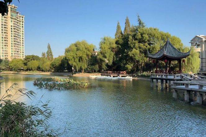 Morden 3brs with floor heating in central Green city area 