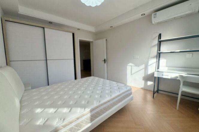 songhong rd 3BR/living room @L2