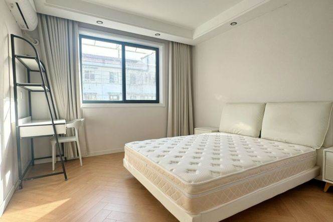 songhong rd 3BR/living room @L2