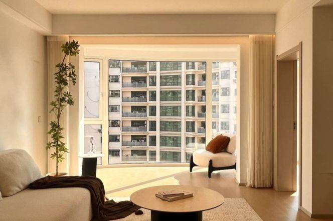 Really Bright&Modern&Spacious 2Bdrs 1Bath Apt+Awesome View+L3/4 Zhong Tan Rd+Nice Compound