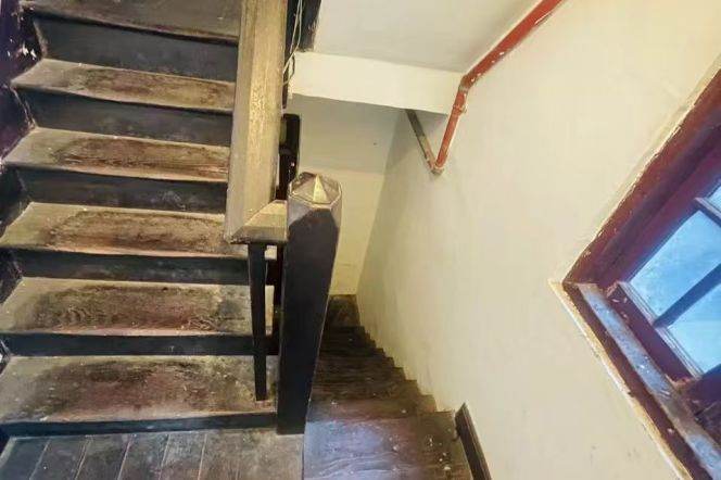 1 br near L1/L10/L12 south shaanxi rd station+SJTU