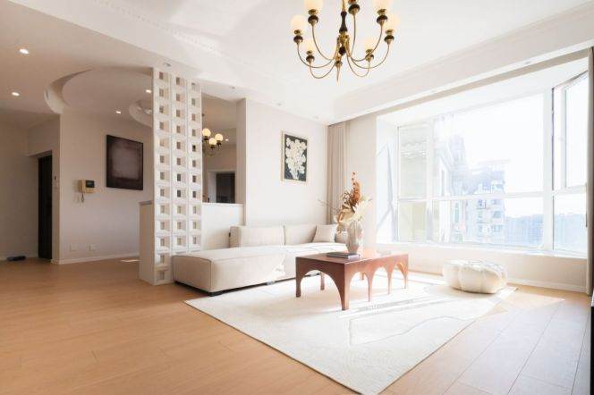 High rise 4br apt,floor heating,international community with Gym,swimming pool