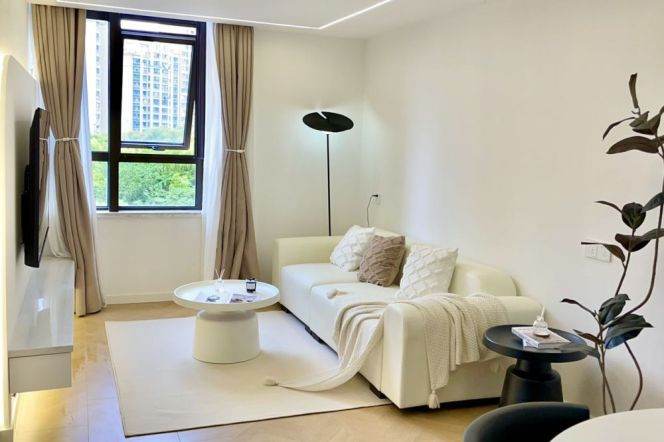 Shanghai Railway Station Elevator 1Br Line1/3/4 Nice Compound