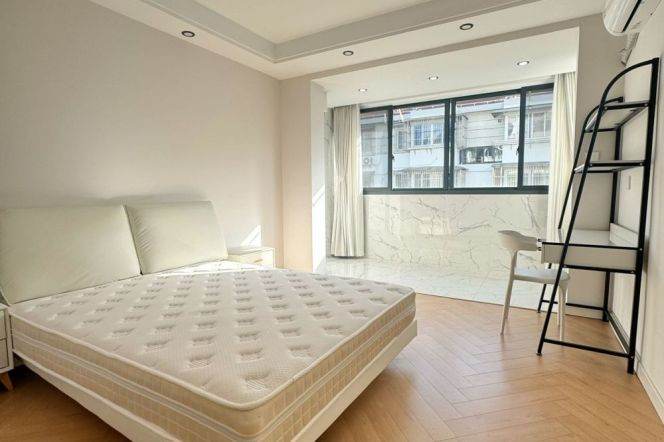 songhong rd 3BR/living room @L2