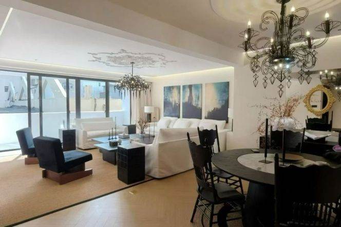 Wuxing/Mid Huaihai rd floor heating 4brs/2lr/2bt with balcony; L10