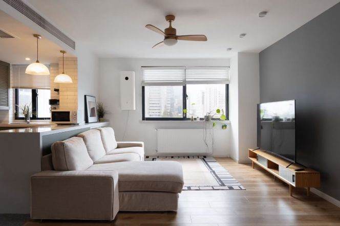 2 Brs, 2 Baths with Wall Heating, Oven, 120 sqm @ Xintiandi Station L10&13