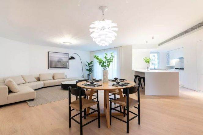 Morden 3brs with floor heating in central Xuhui