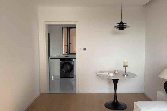 Brand New Spacious Quality 1Bed Elevator Oven@Line 1/9/12/15