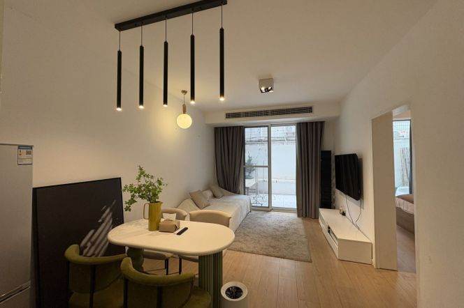 2 brs near L2/L11 jiangsu rd station+yard