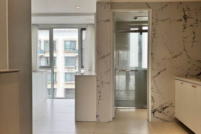 Simple & Beautiful 2Br + Scenic windows | Zhongshan Park & Changfeng Park Mt