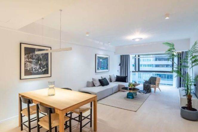 Morden 3brs with floor heating  in central downtown