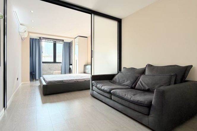 Zhongtan rd 1BR 1LR@L3/4,big kitchen/65 sqm/brand furniture