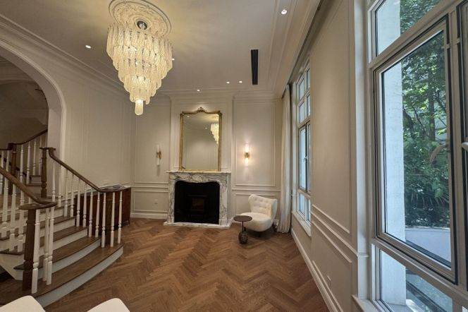 Ground-floor duplex 4br/4bt 210sqm with private garden quality design 