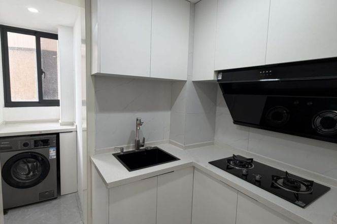 Morden 2brs with balcony  belong to The Bund 