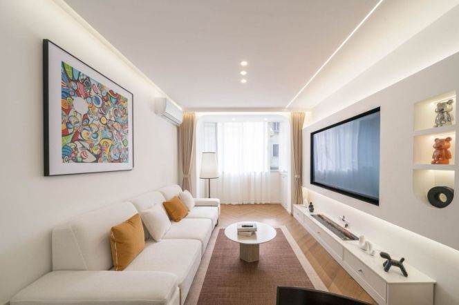 Newly Renovated 2Br/2Lr/1Bt@L9/12 Jiashan Rd Station 