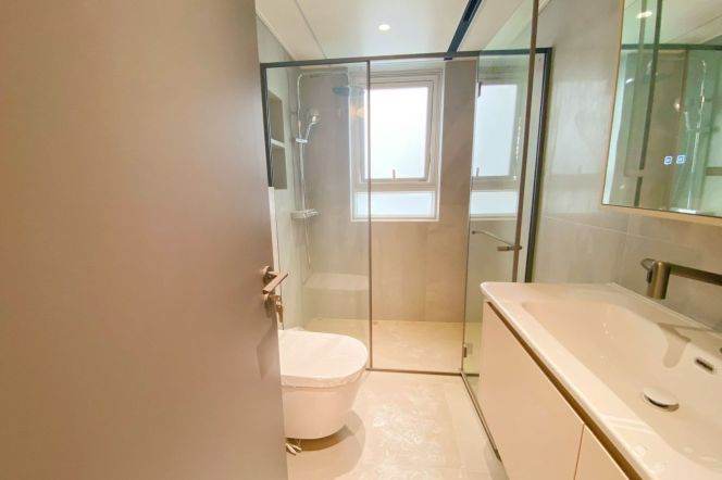 3 Brs, 2 Baths with Terrace, 150 sqm, Floor Heating @ Zhongshan Park L2