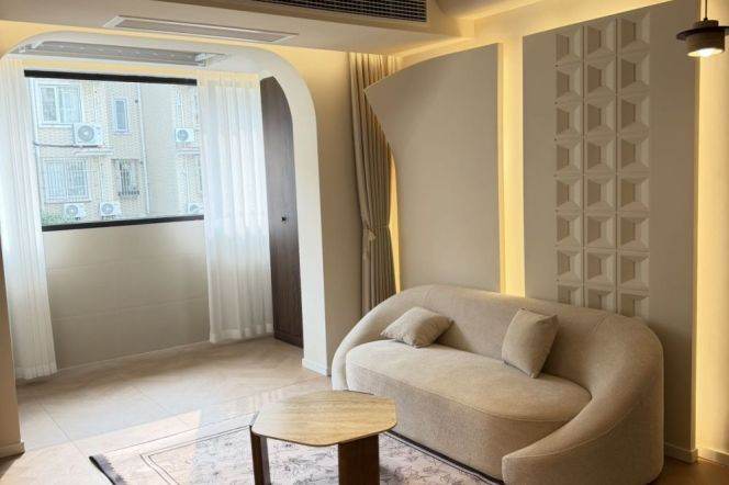 Brand new renovated 2br apt,close to SUIS,Line 15,Gubei