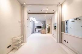 Nice office Yongkang rd @ IAPM&L1/10/12 Shanxi rd station