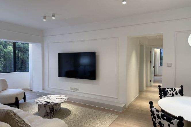 Dapuqiao rd cozy 3Brs 2Baths with floor heating/  balcony /  Spacious / Bright / Modern/ Quiet 