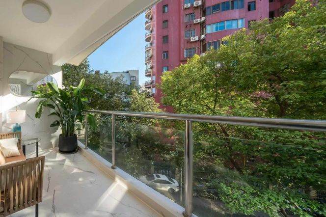 Sunlit 3BR 2BA 150㎡ Residence w/Balcony+Heating nr Wuding Rd Station