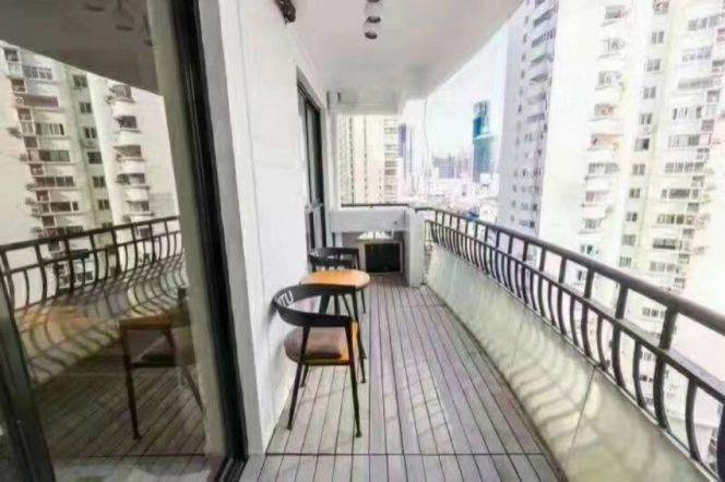 Comfortable 4Brm With Wall Heating Near Line 9/12 Jiashan Rd