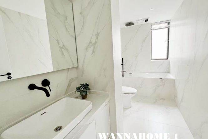 Large Balcony+Spacious&Bright 3Bdrs 2Baths Apt+L13/14 Wu Ning Rd+Awesome View+Great Compound