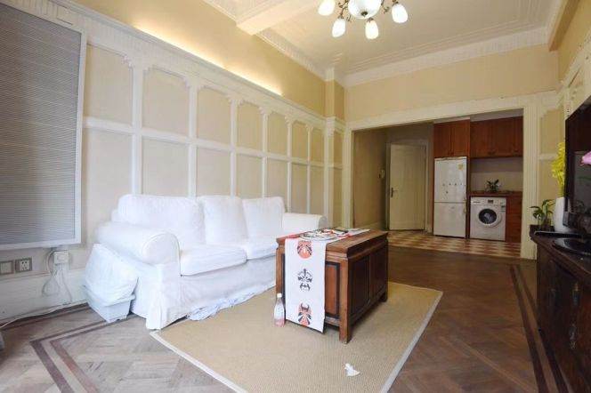 large 1br 1lr Balcony Nr L2/12/13 W Nanjing rd sta