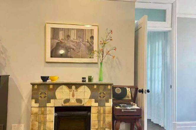 Great Compound+Modern 2 Bedrooms 1Bath Apt+Line 1/7 Chang Shu Rd+Nice View+Large Balcony