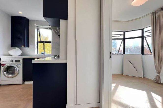 Quality community 1br near Jing'an Temple,South Shanxi Road St.