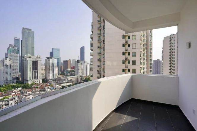 Modern 3brs/2bts &heating/open balcony @Jing'An temple & Line 2/7/14