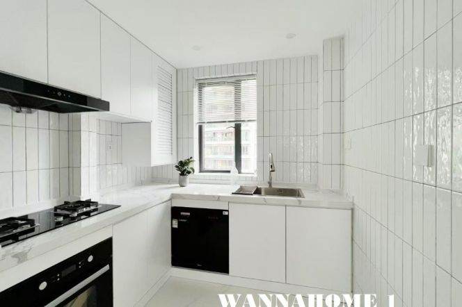 Large Balcony+Spacious&Bright 3Bdrs 2Baths Apt+L13/14 Wu Ning Rd+Awesome View+Great Compound