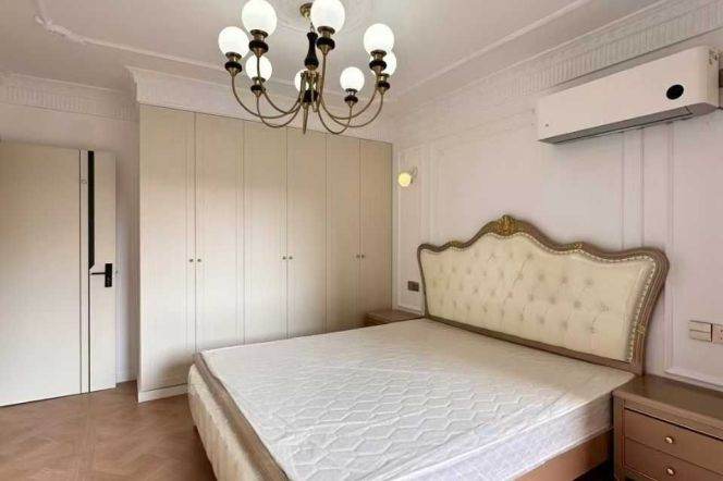 Daduhe rd 3BR 2LR@L13/15,bright room/elevator/central AC/NR ECNU