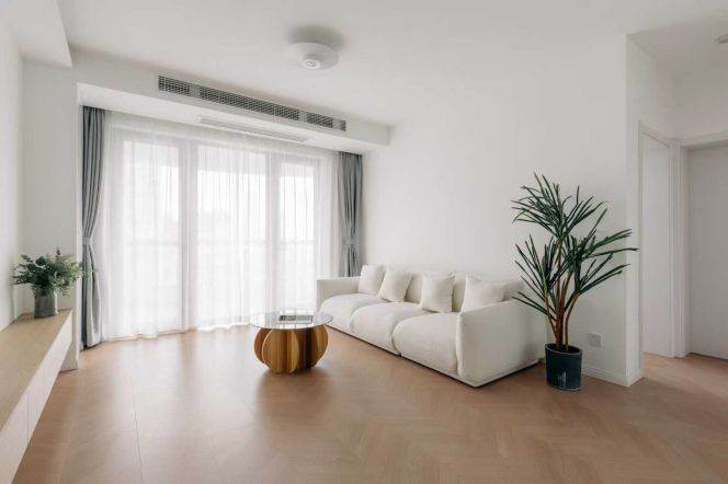 Balcony 2Beds + Study Room Elevator Compound@Line 11/13