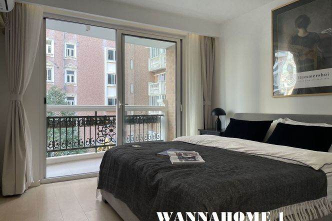Open Balconies+Modern&Spacious 2Bdrs 2Baths Apt+L7/9 Zhao Jia Bang Rd/Xu Jia Hui+Nice Compound