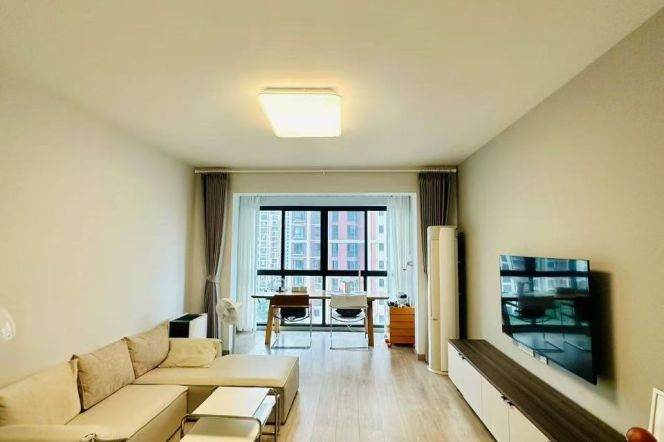 Nice compound/Spacious 2br 2lr/elevator/NR ECNU,Caoyang rd@L11/14/3/4