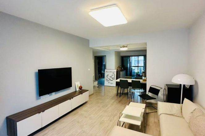 Nice compound/Spacious 2br 2lr/elevator/NR ECNU,Caoyang rd@L11/14/3/4