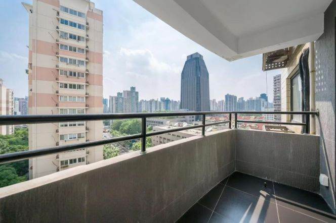 2 Brs with Open balcony, Floor Heating/Oven, Wuding/Yanping rd @ Wuding Metro L14