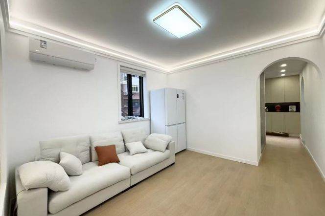 Modern 1br near Jiangsu Rd M2/11