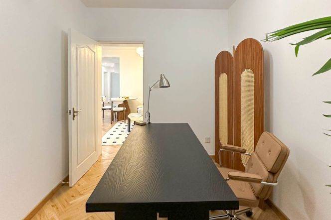 Gubei area/Modern 3BR 2LR/Brand new/big living room,Shuicheng rd@L10